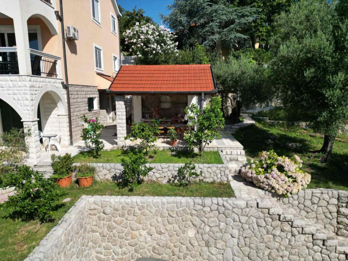 Apartmani Andrea Studio Herceg Novi Ngoại thất bức ảnh