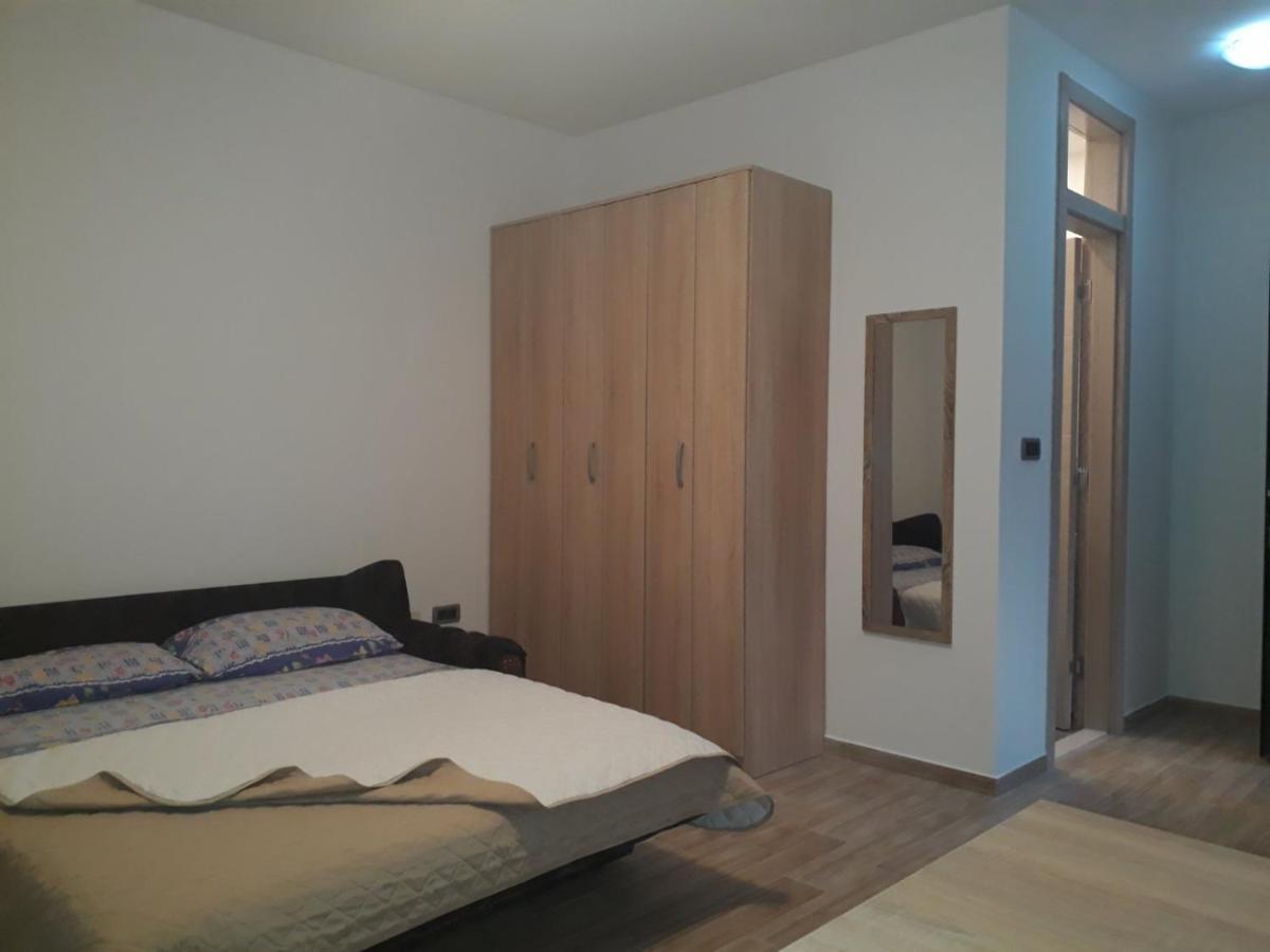 Apartmani Andrea Studio Herceg Novi Ngoại thất bức ảnh